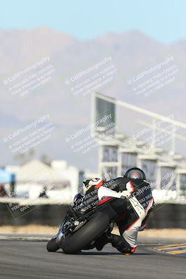 media/Feb-03-2024-SoCal Trackdays (Sat) [[767c60a41c]]/11-Turn 16 (2pm)/